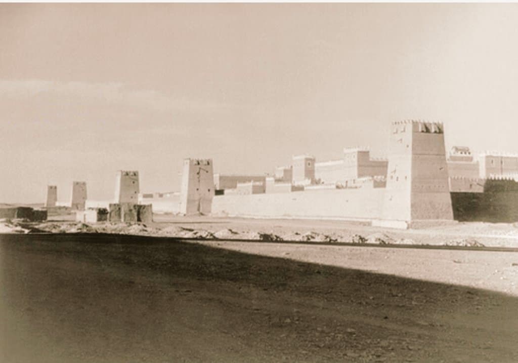 واجهة قصر المربع كما كانت عام 1950م