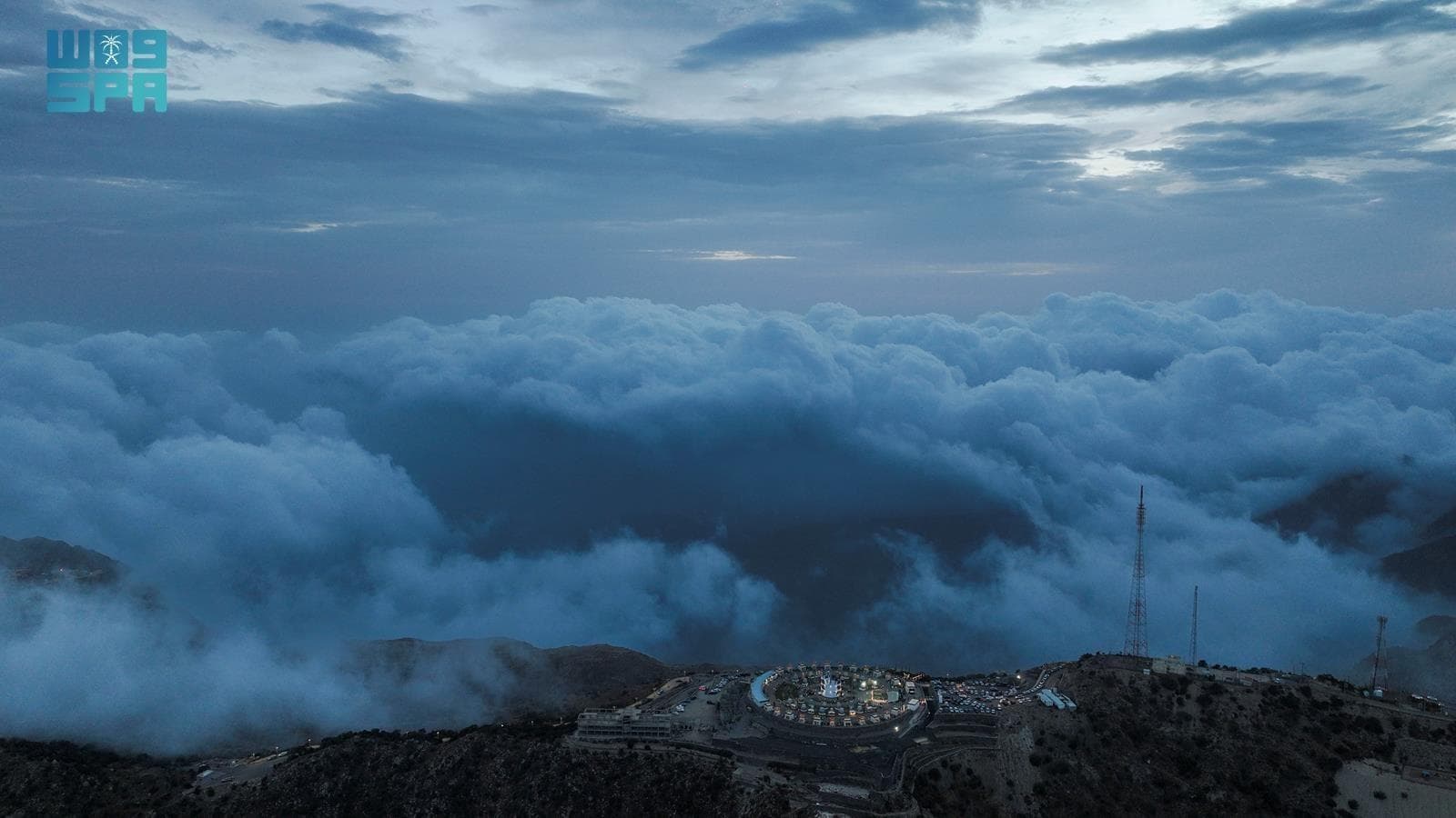 بلدة المندق