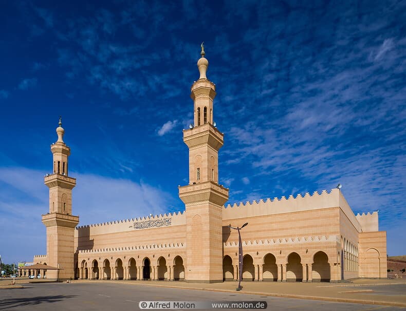 مسجد المهنا في شقراء