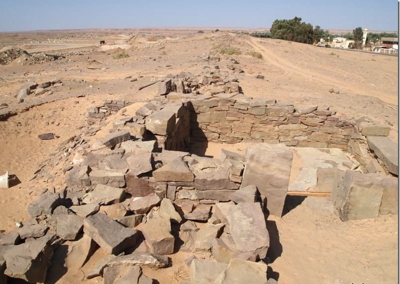 جانب من سور تيماء الأثري
